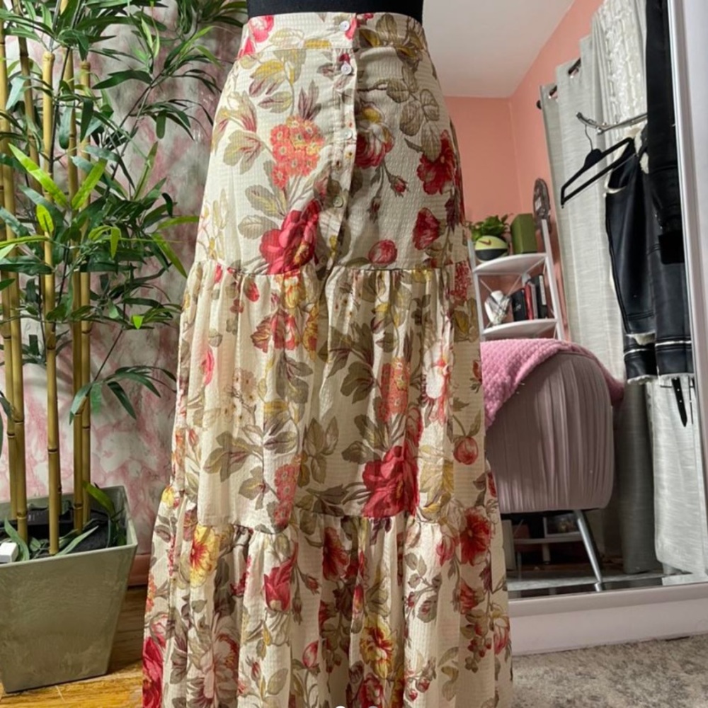 Long Tiered Floral Printed Maxi Skirt